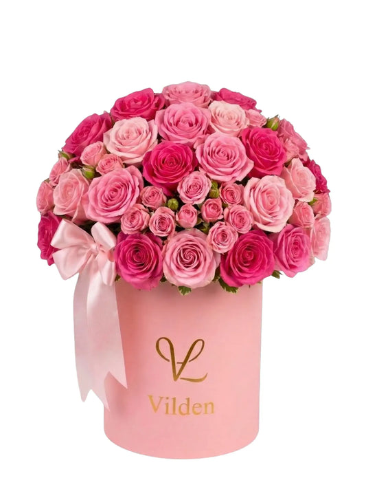 Vibrant Pink Roses Vilden