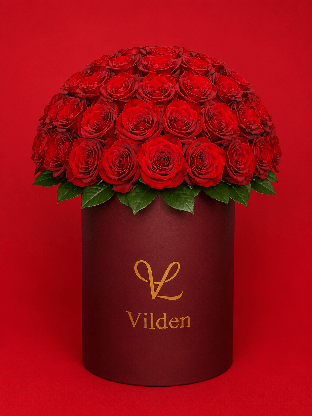Indulge in a complete world of deep claret-red roses with Rose Sphere. Handcrafted luxury for the ultimate romantic gesture.